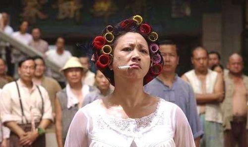 吃瓜包租婆小说,都市奇缘中的租房风云