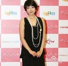 臀大腰细的明星,揭秘臀大腰细明星的时尚魅力