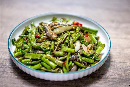 豆角吃瓜,夏日清爽美食新搭配